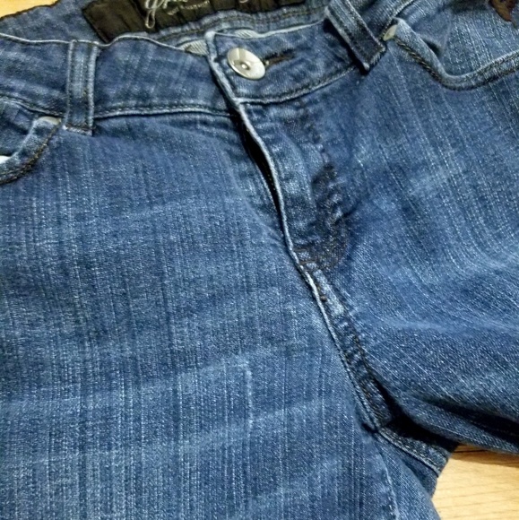 Grane Skinny Jeans - Picture 5 of 7